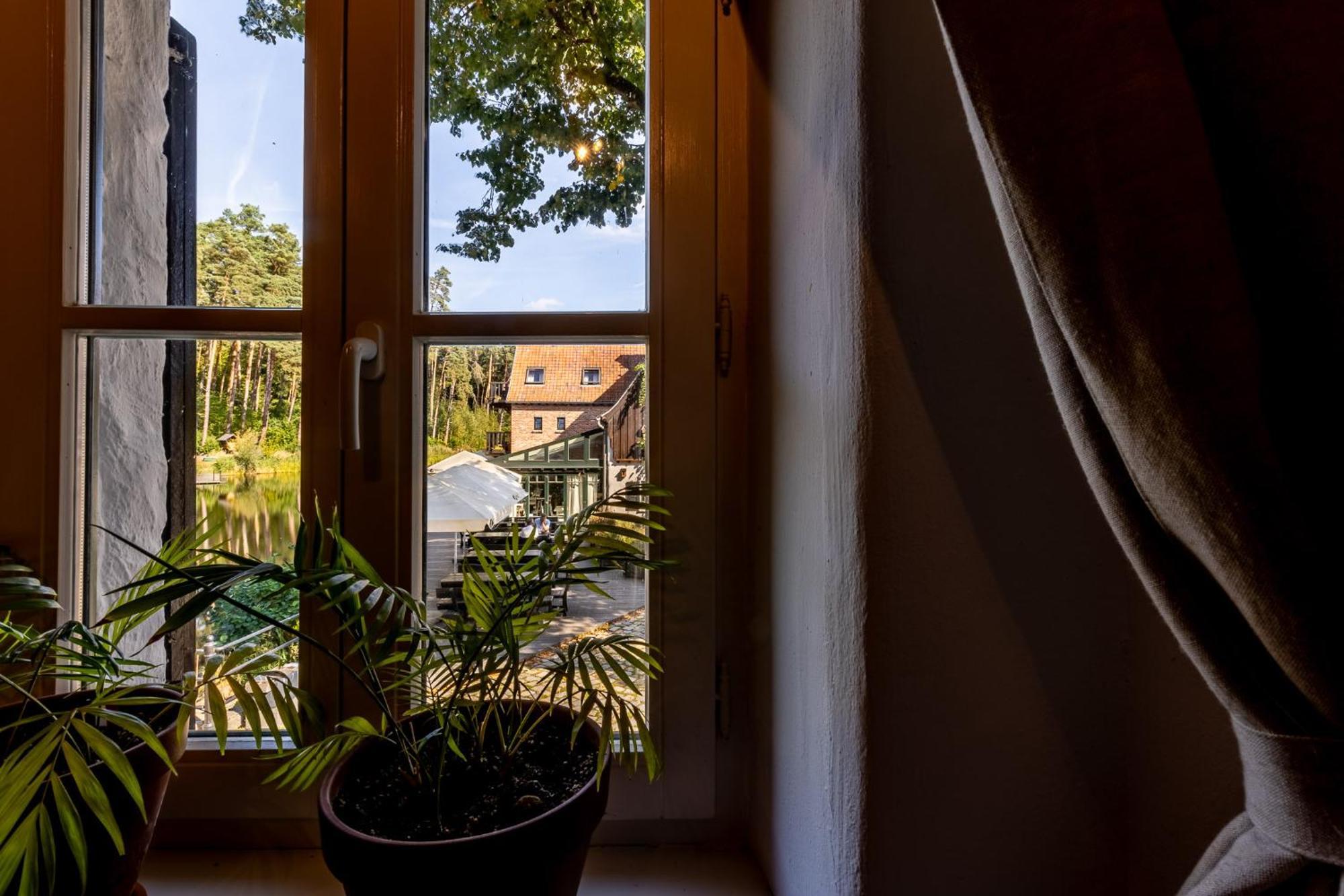 OleśnicaGosciniec Pod Zajacem住宿加早餐旅馆 外观 照片