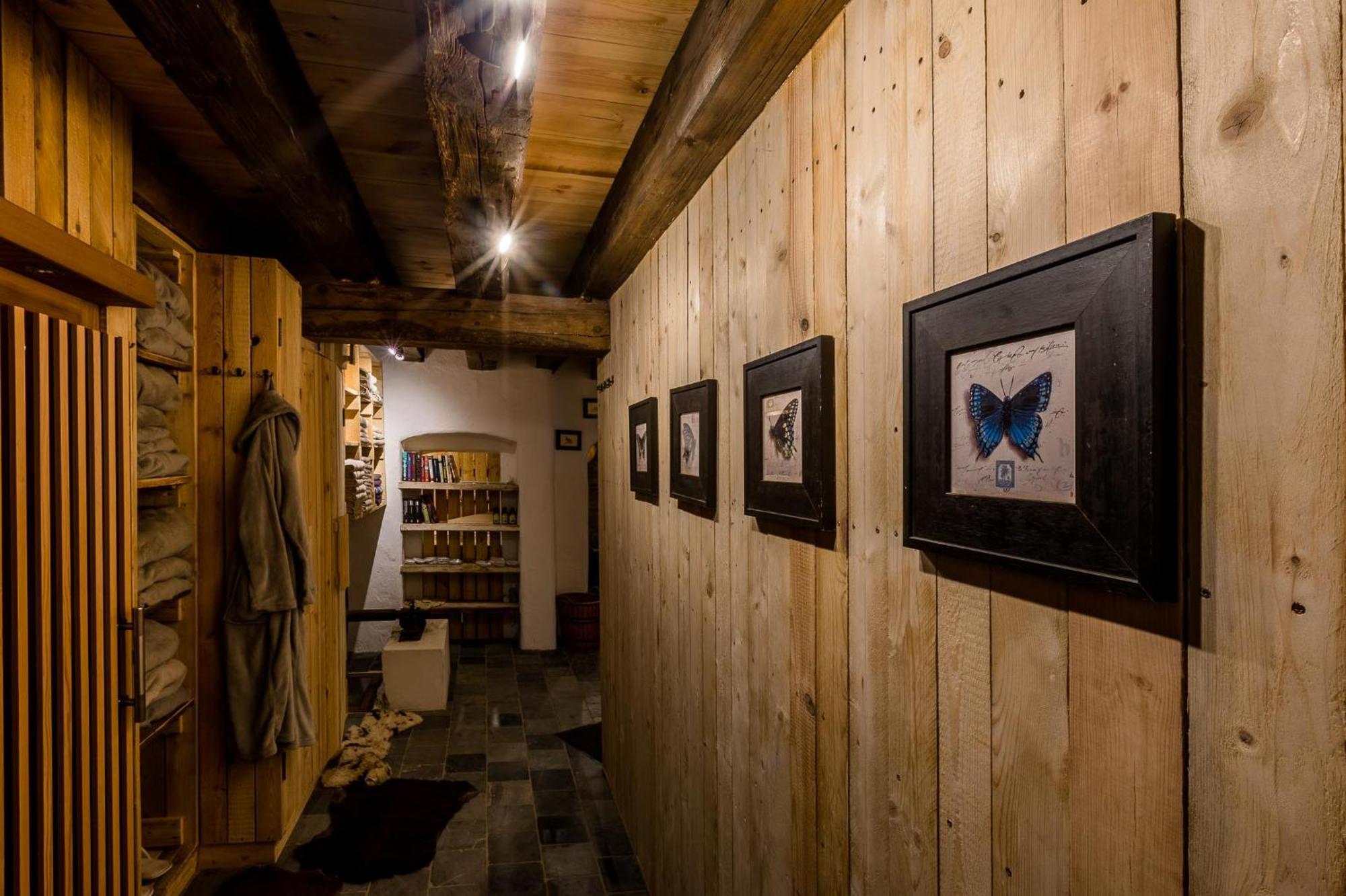 OleśnicaGosciniec Pod Zajacem住宿加早餐旅馆 外观 照片